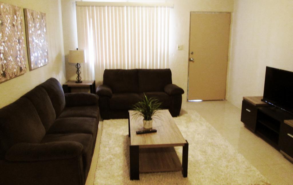 Pedro'S Place Tamuning Extérieur photo